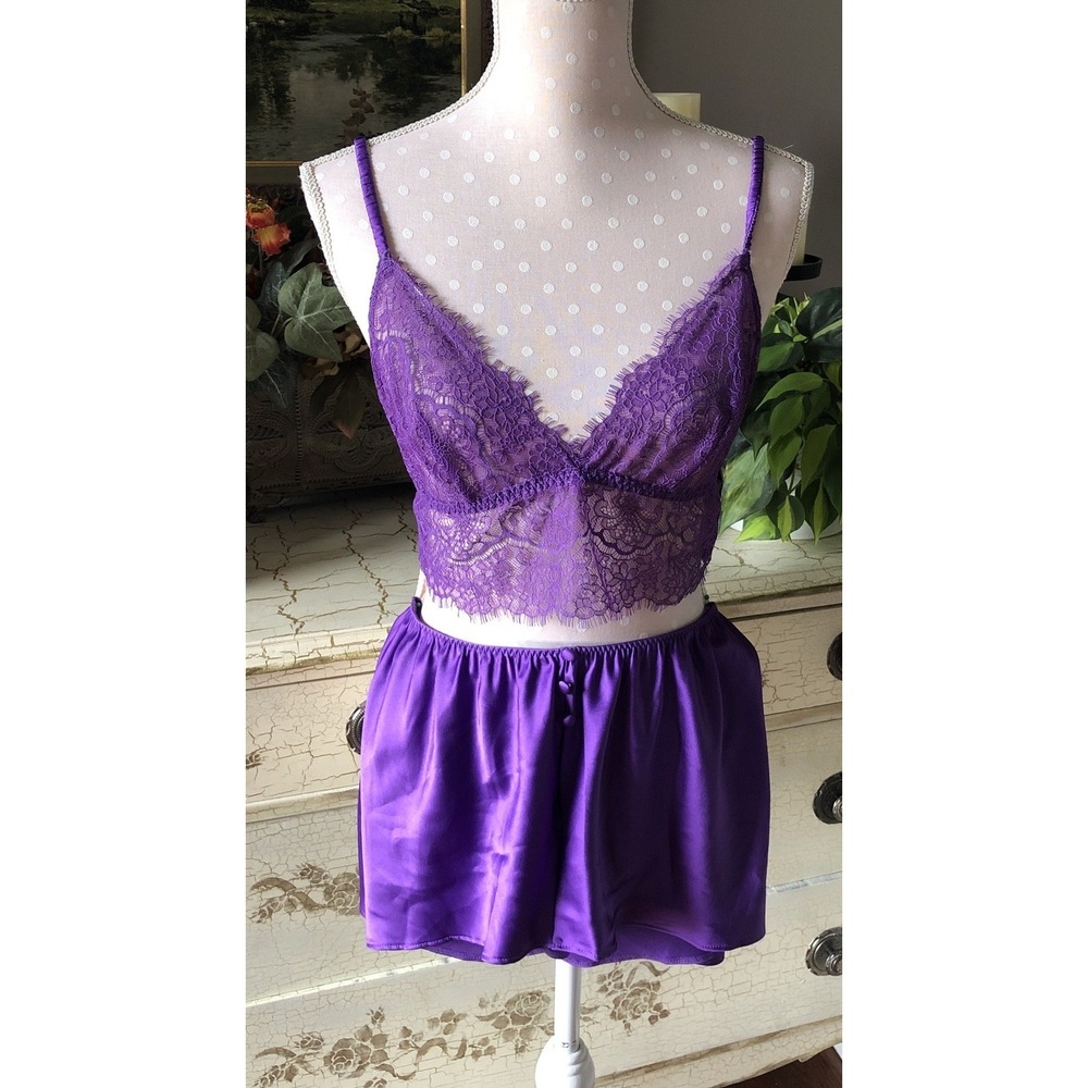 Victoria Secret Sexy 2 Piece Pajamas Lingerie Purple Satin & Lace Women Medium